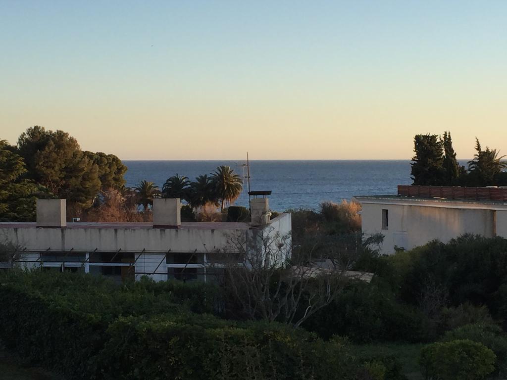 Studio Le Peneque Des Anges La Ciotat Bagian luar foto