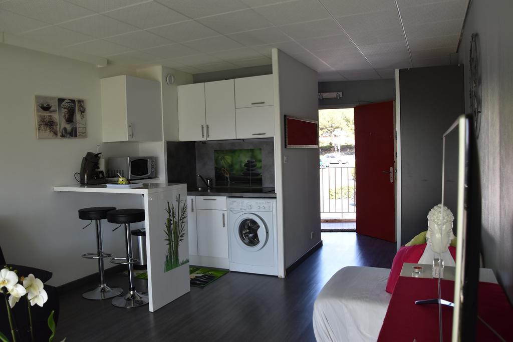 Studio Le Peneque Des Anges La Ciotat Bagian luar foto